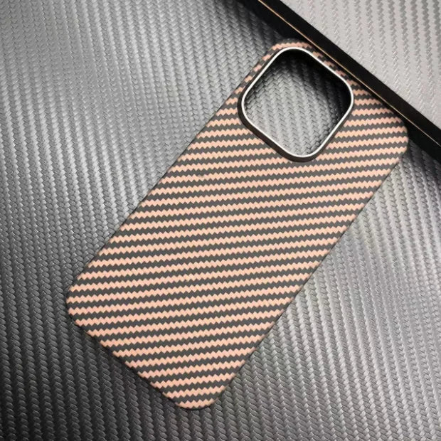 Low MOQ 1pcs Slim and Lightweight Aramid Carbon Fiber case for for iPhone 14 Cover Phone case Twill Carbon Fiber and Metal Frame